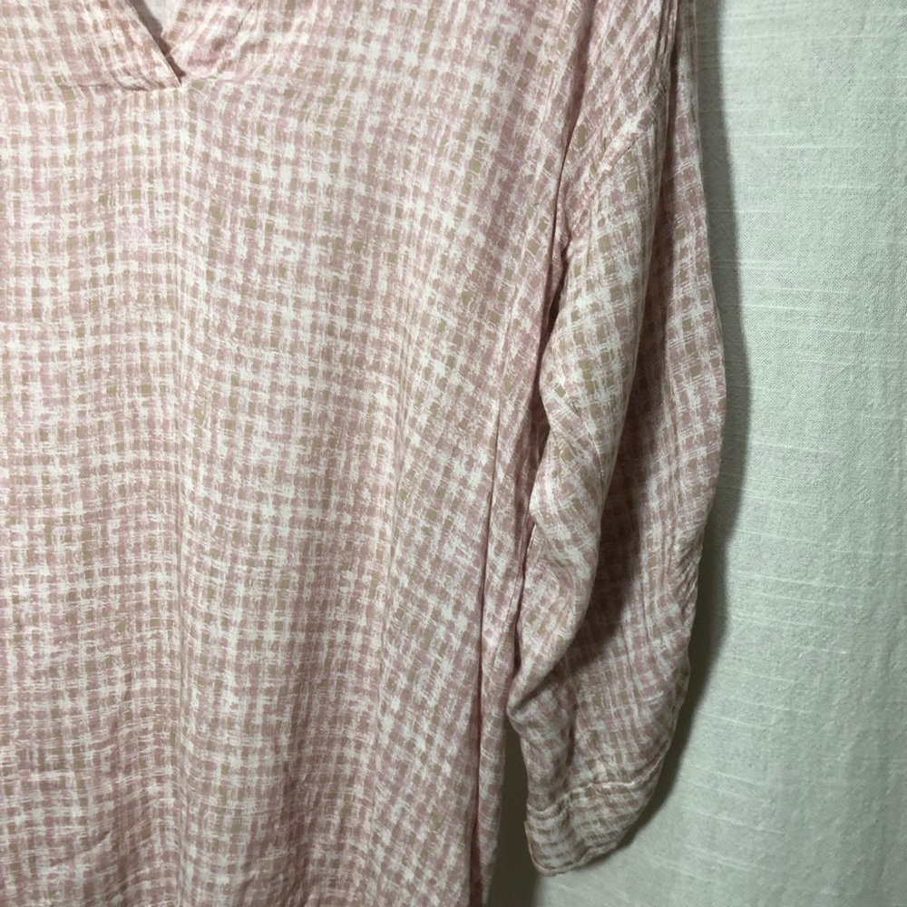NINE WEST JEANS  blush pink blouse - Picture 4 of 8